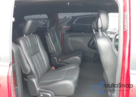 2015 Dodge Grand Caravan R/T z USA, uszkodzony, nr VIN 2C4RDGEG7FR592201